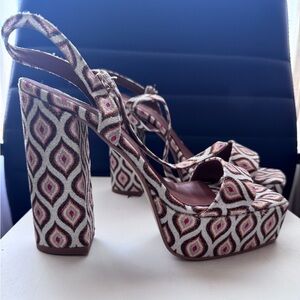 Geometric Pattern Platform Slingback Heels in Pink and Brown